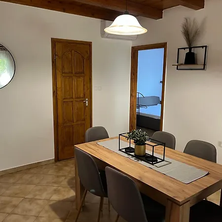 Apartment R-home Zamardi