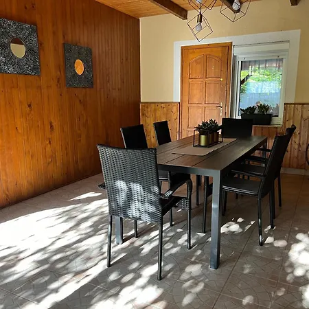 R-home Apartment *